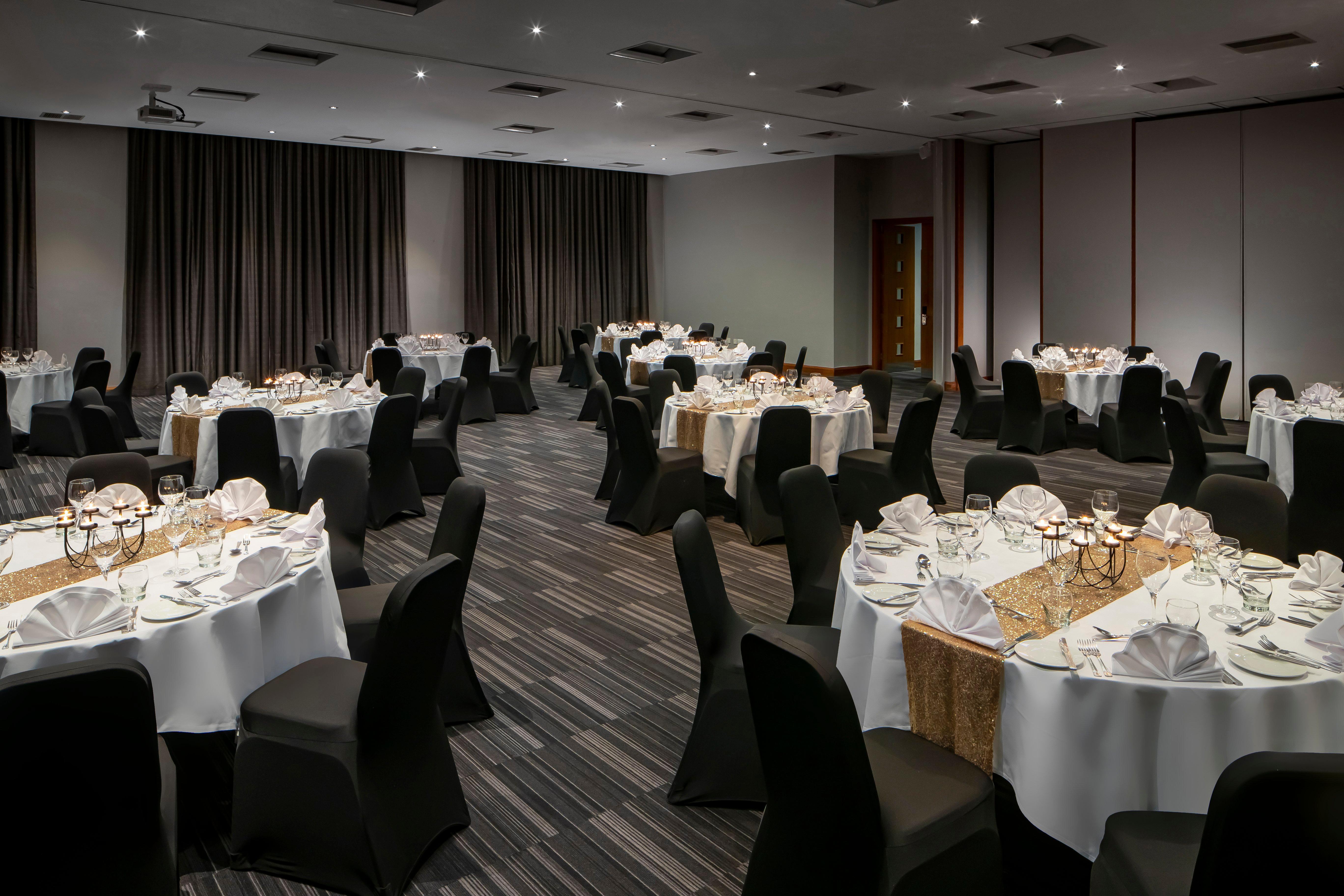 Holiday Inn Coventry M6, J2 By Ihg Екстериор снимка