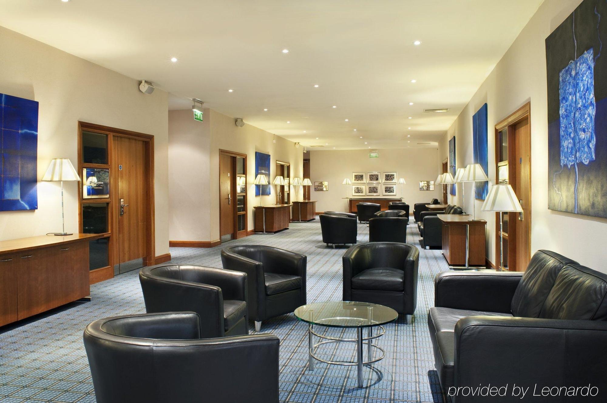 Holiday Inn Coventry M6, J2 By Ihg Интериор снимка